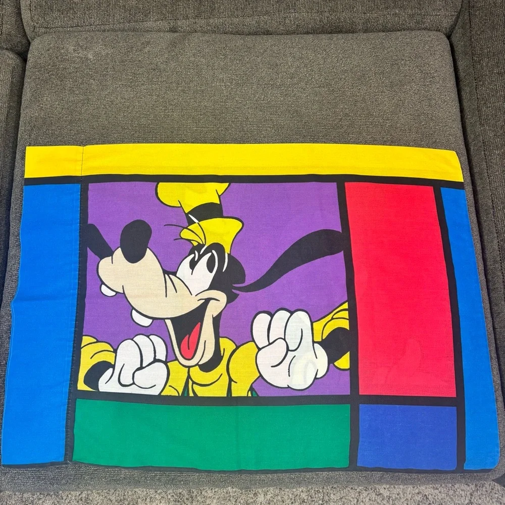 Disney Springs Vintage‎ Mickey Mouse & Goofy Standard Sized Cotton Pillowcase